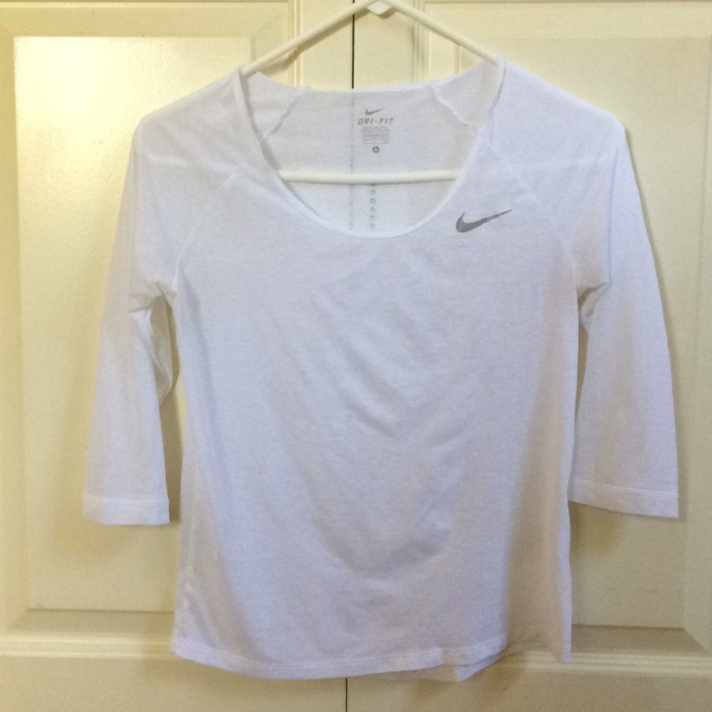 Nike Dri-Fit Lightweight Exercise Top